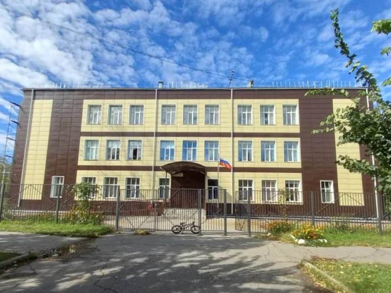 МБОУ СШ №23.